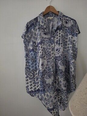 Blue paisley patterned shirt tunic  button-down front, tie waist, sleeveless